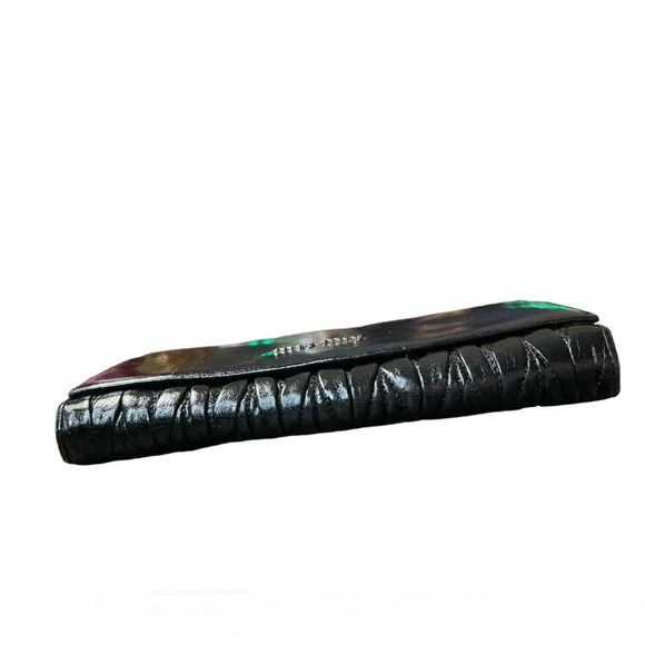 MIU MIU Black Matelassé Leather Wallet - Picture 15 of 15